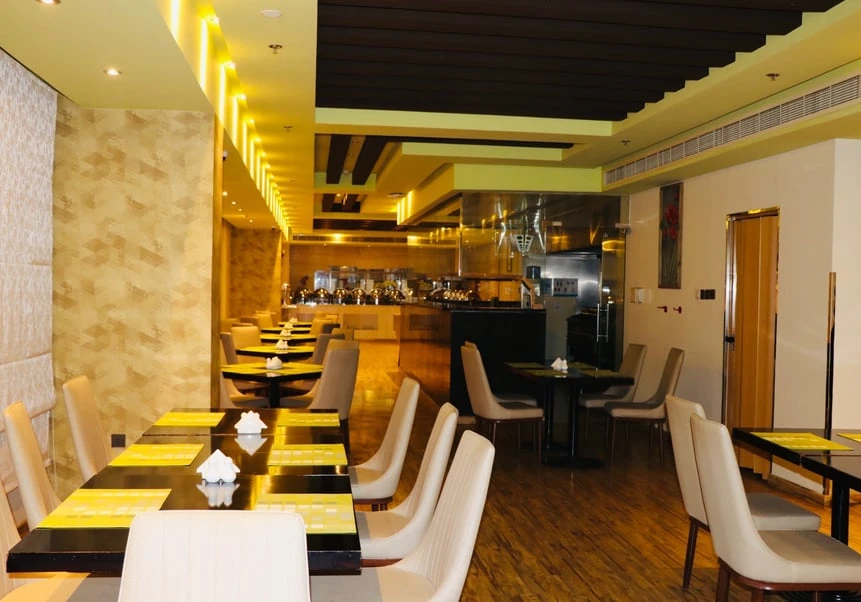 Nahawand Restaurant at the Royal View Hotel